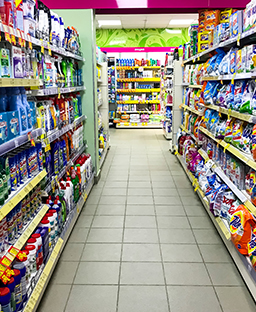 FMCGHigh-throughput systems engineered for rapid case movement with minimal maintenance requirements