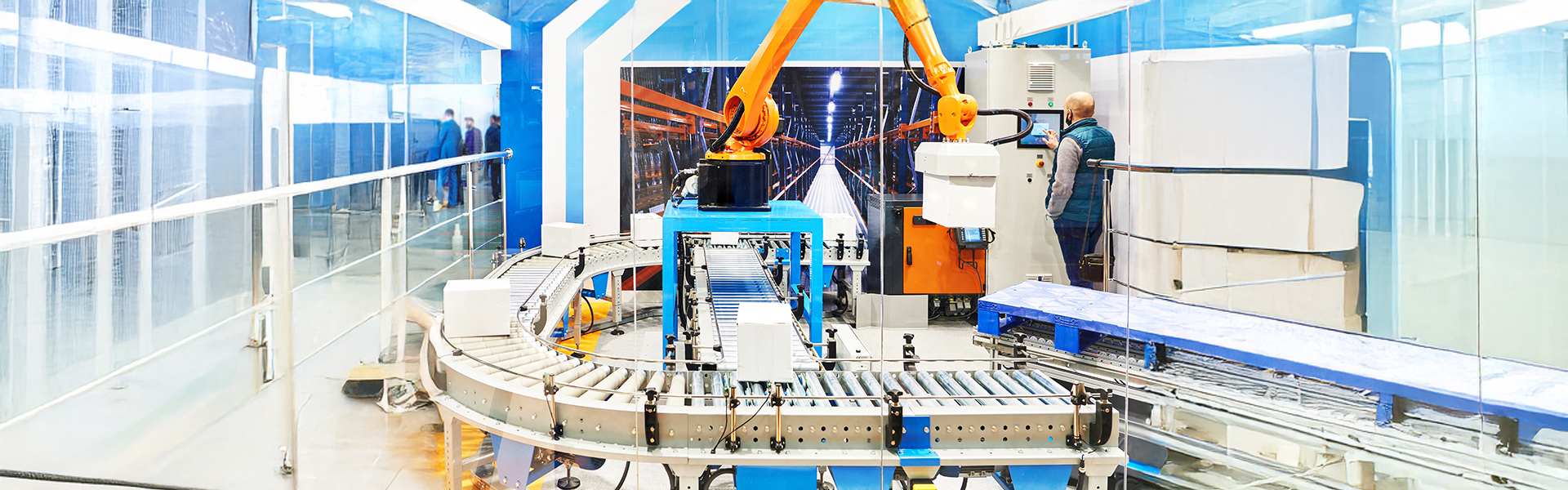 Palletizing Robots Help Solve Labor Shortage Problems in Manufacturing