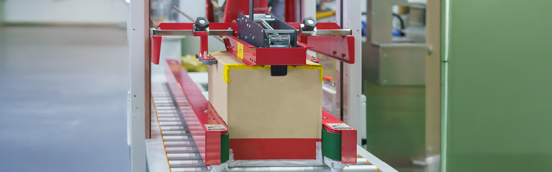 box packing machine used for automated secondary packaging of cartons